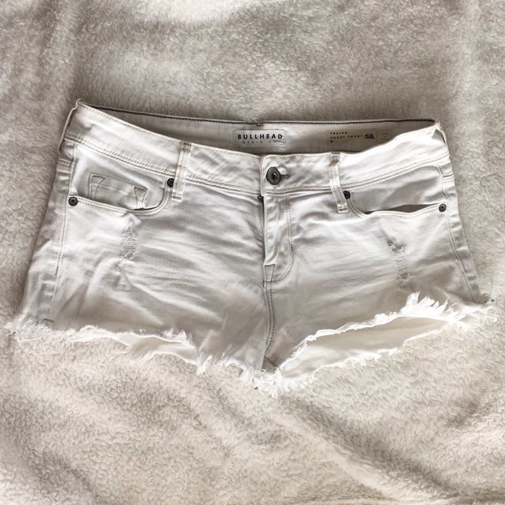 White Bullhead Cutoffs